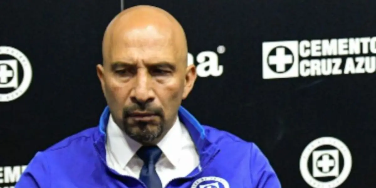 Noticia que puede enojar a los aficionados de Cruz Azul, y es que parece que este directivo fue ratificado en su cargo, un hombre que fue amado como jugador.