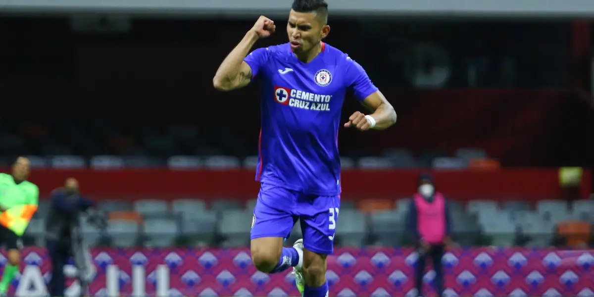 Orbelín ya probó las mieles de un título con La Máquina / @CruzAzul