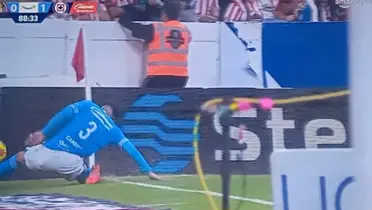 Otro ángulo de la lesión de Omar Campos - Foto: Captura de pantalla