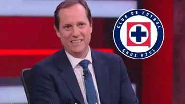 Paco Villa y el escudo de Cruz Azul