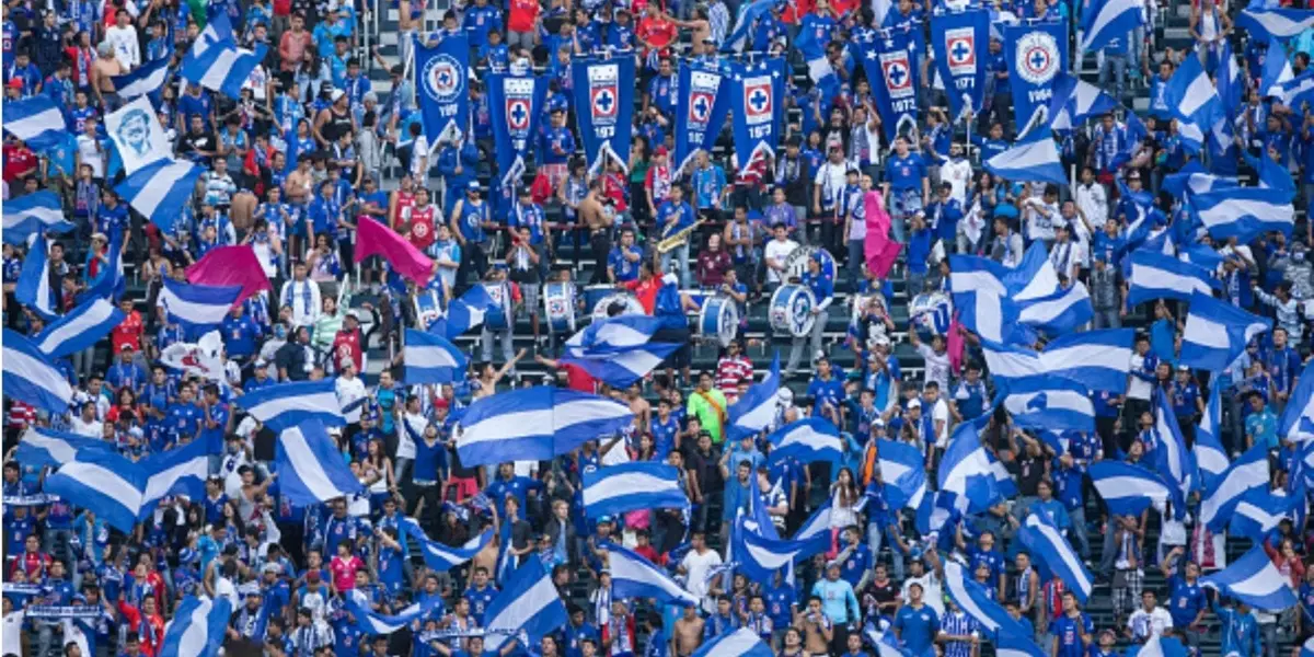 Parece que la afición de Chivas no es tan buena como muchos pensarían, pues normalmente los deja en el Akron