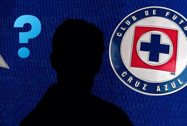 Parece que Óscar Pérez tiene las horas contadas con Cruz Azul, por lo que ya se puede pensar en un nuevo relevo, que parece ser también otra leyenda del Azul.