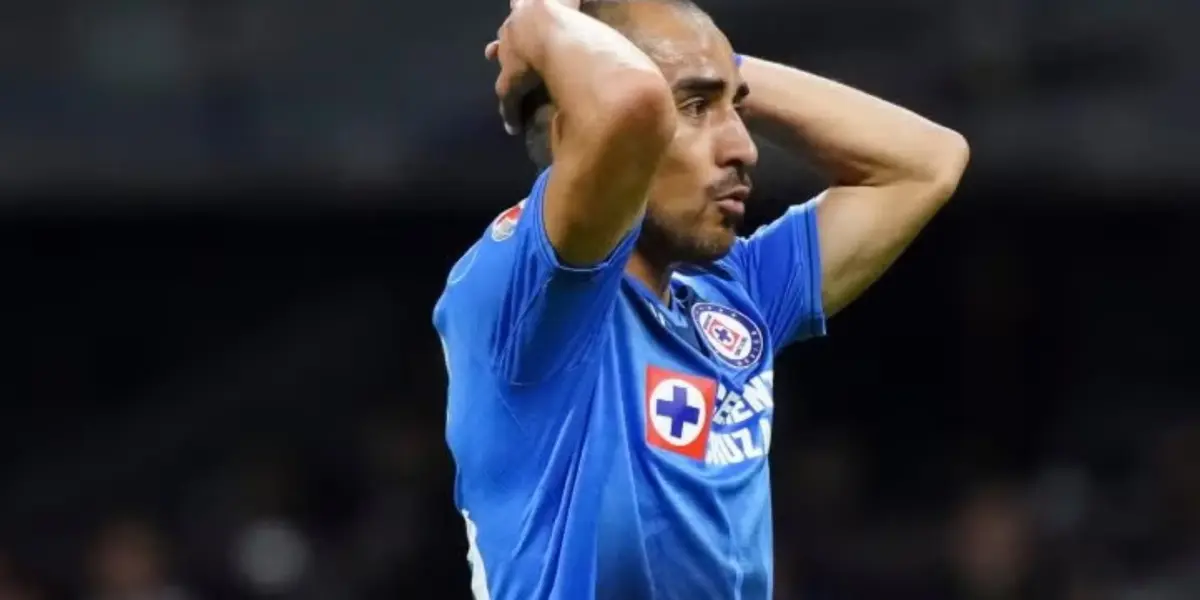 Rafa Baca con Cruz Azul - Foto: Imago