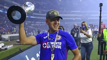 Roberto Alvarado es del interés del Cruz Azul para que regrese, ya habría tomado una decisión | Foto: Strikers