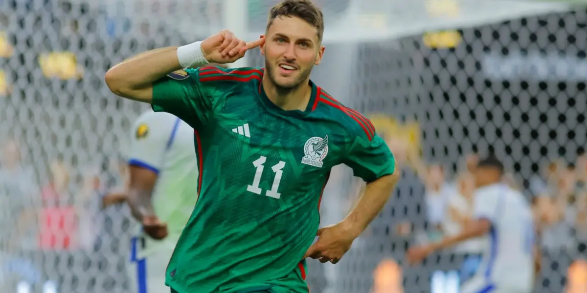 Santi Giménez con la Selección Mexicana - Foto: Mexsport