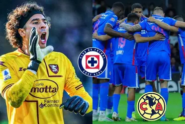 Santiago Giménez le ha enseñado modales a Guillermo Ochoa en el extranjero.