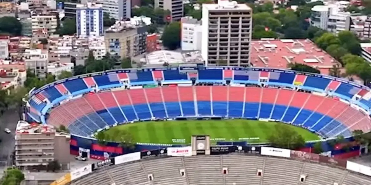 Tras una pausa, Cruz Azul regresó al Azul / @MXESTADIOS