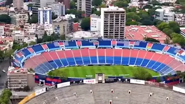 Tras una pausa, Cruz Azul regresó al Azul / @MXESTADIOS
