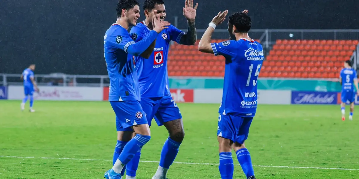 Uniforme de Cruz Azul - Foto: X (@CruzAzul)