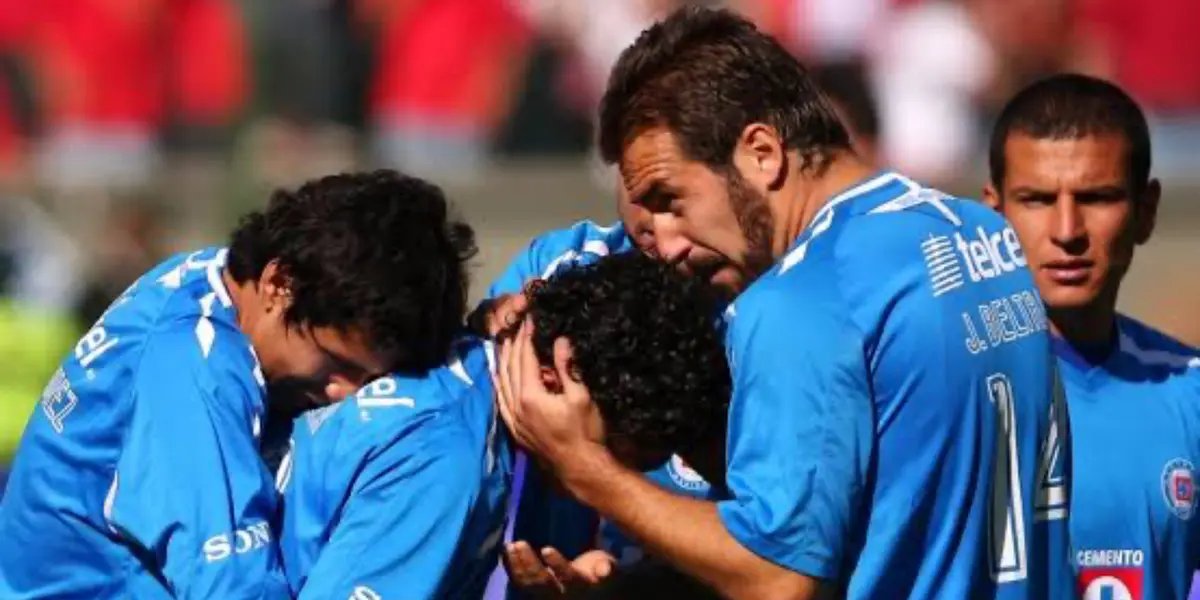 Fue doble subcampeón con Cruz Azul y está al borde del fracaso en Paraguay como dirigente