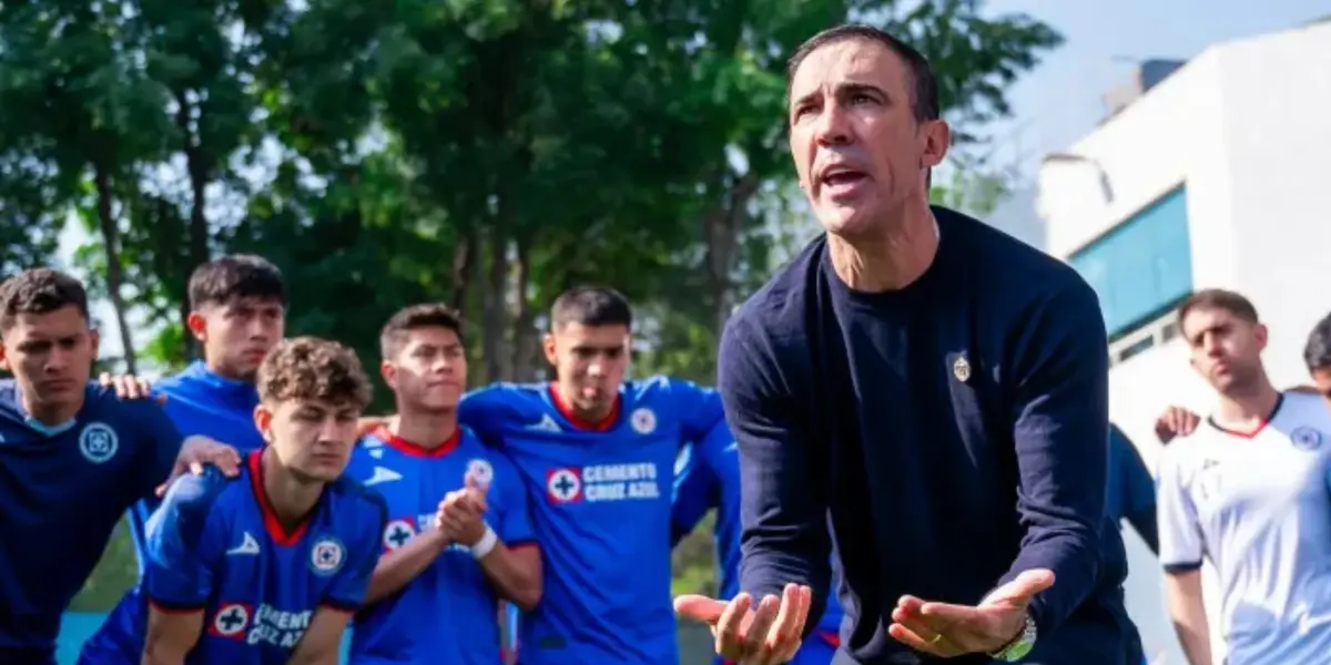 Vicente Sánchez con las fuerzas básicas de la Máquina - Foto: Captura de pantalla