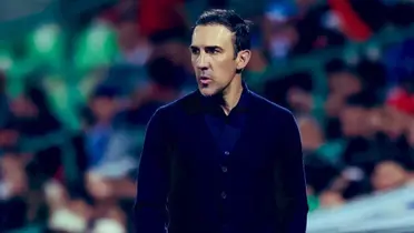 Vicente Sánchez, DT de Cruz Azul - Foto: X