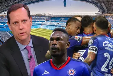 Villa expresó su malestar con los refuerzos de La Máquina mientras que Diber Cambindo le contestó.