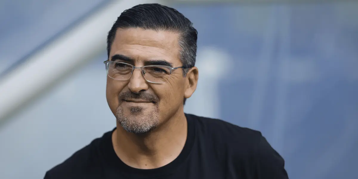 Ya nada se juega en la última jornada contra el Puebla, sino que el orgullo de cerrar bien y tener a tu gente por lo menos con una ligera sonrisa.