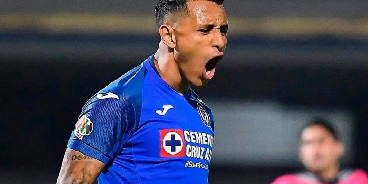 Yoshimar Yotún gritando gol en el combinado de Cruz Azul / Imago 7